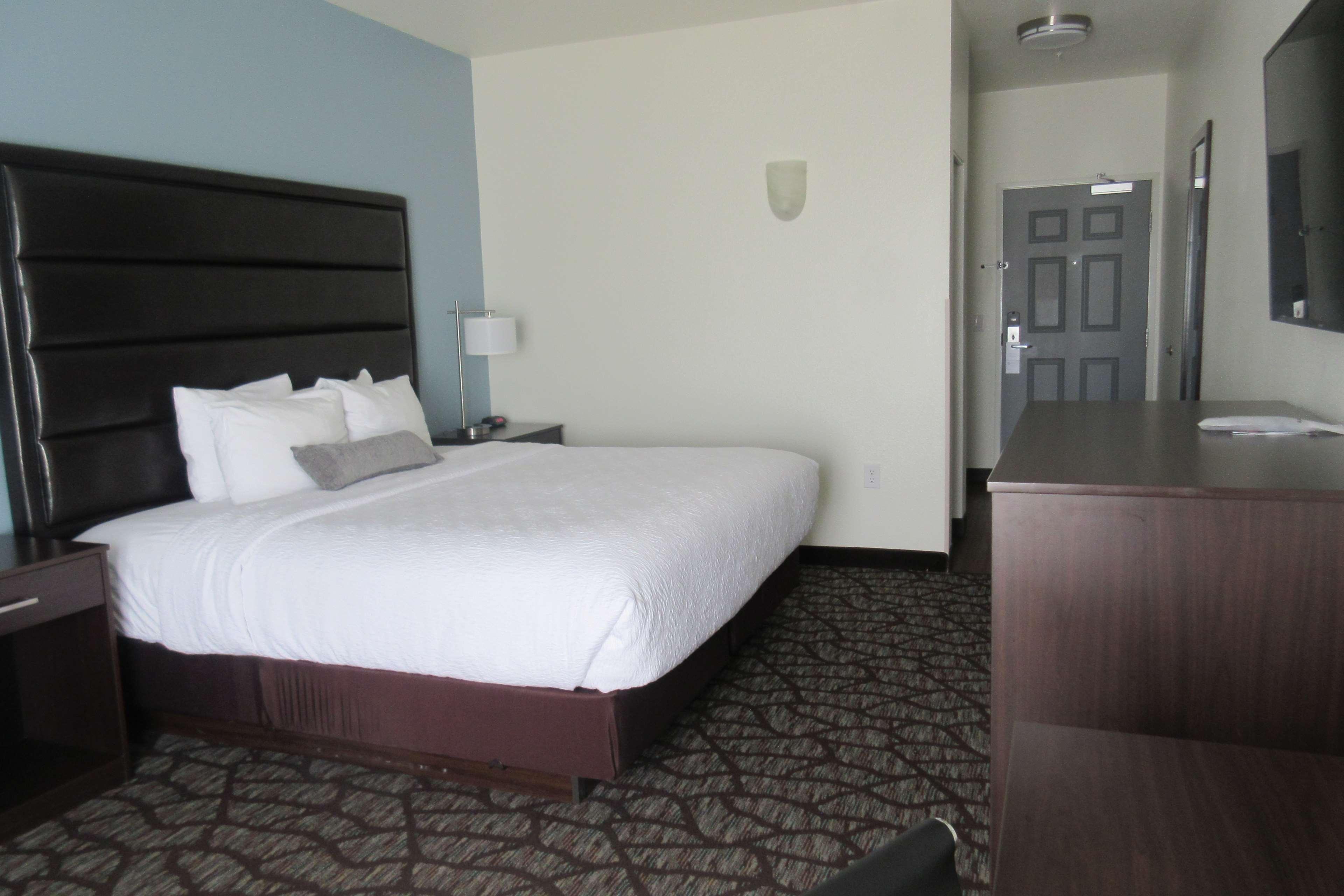 Best Western Crater Lake Highway White City/Medford Exterior photo