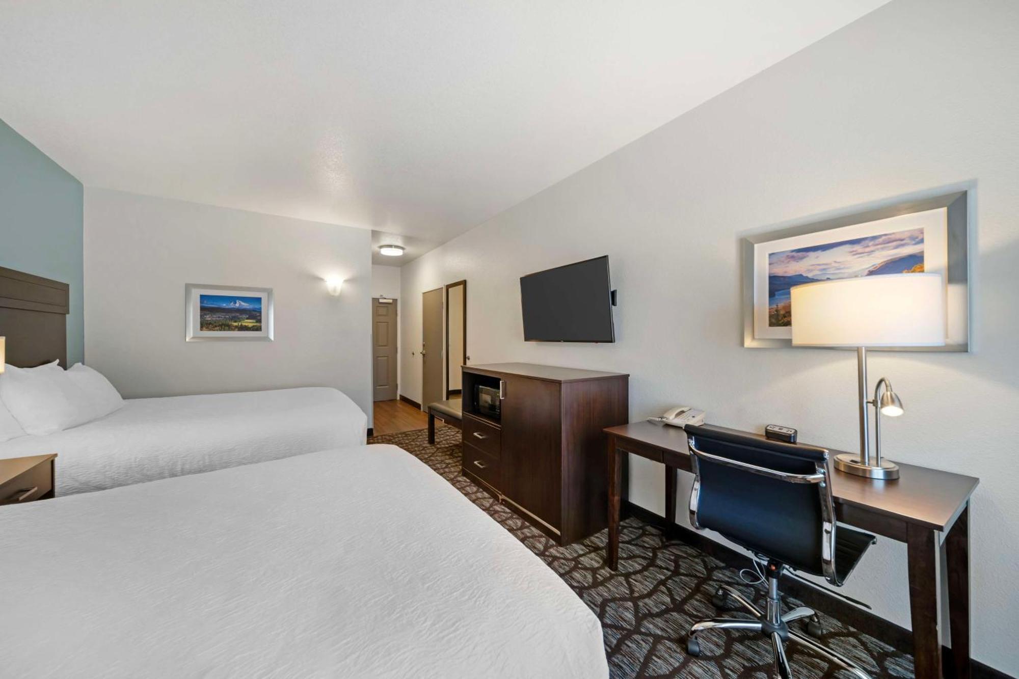 Best Western Crater Lake Highway White City/Medford Exterior photo